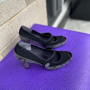 AEROSOLES “BEND POINT” SHOES